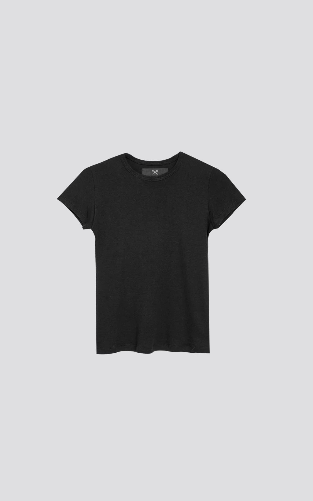 REMERA BABY TEE [ NEGRO ]