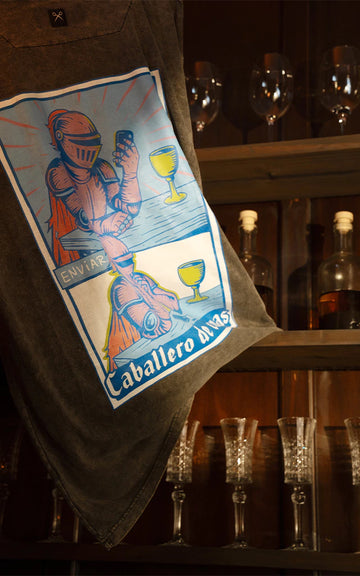 REMERA CABALLERO DE COPAS [ NEVADO ]