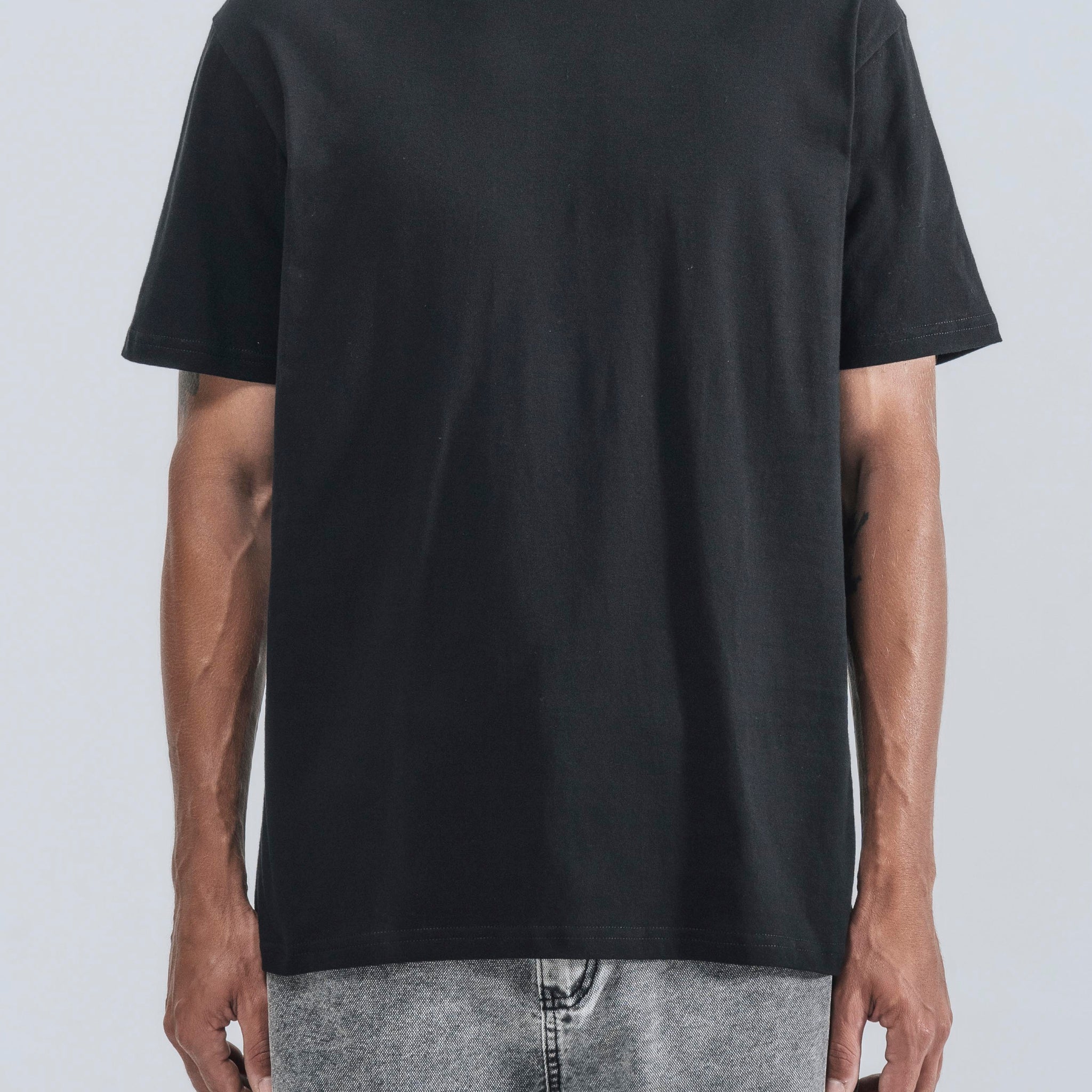 REMERA B2BASIC PREMIUM [ NEGRO ]