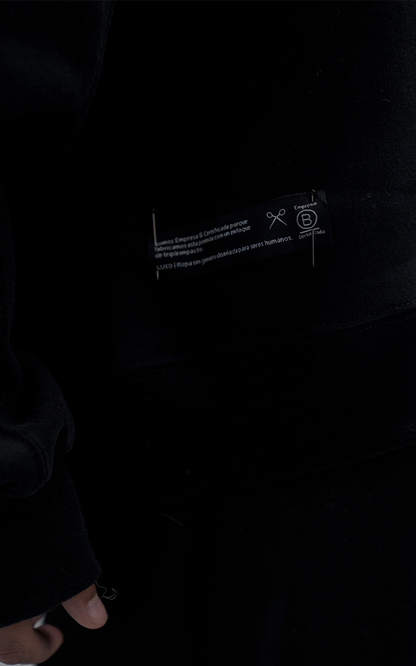 Buzo Cr. Lx. [ Negro ]