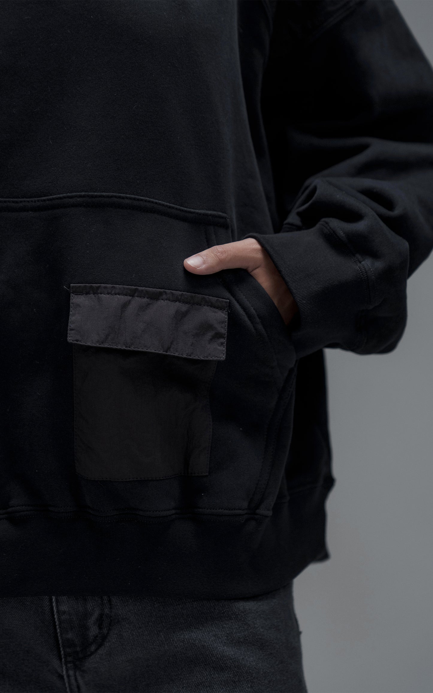 Hoodie Distopic [ Negro ]