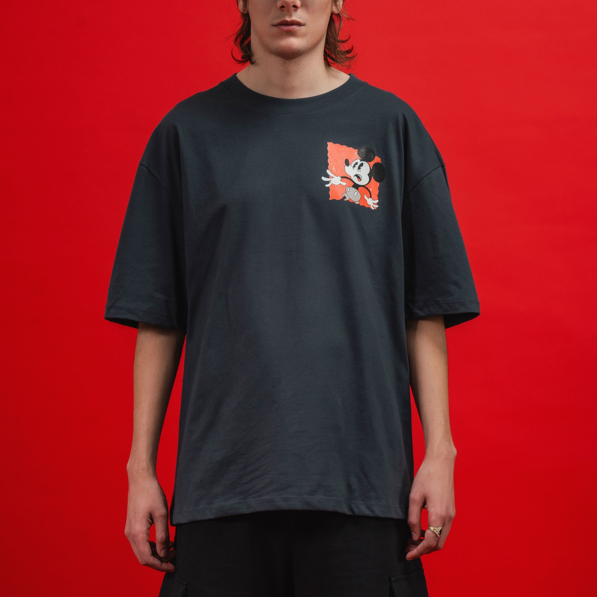 REMERA DISNEY GRAVE SITUATION [ CARBÓN ]