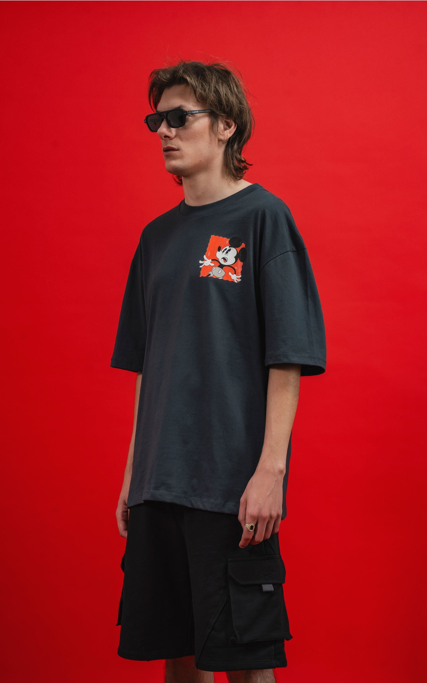 Remera Disney Grave Situation [ Carbon]