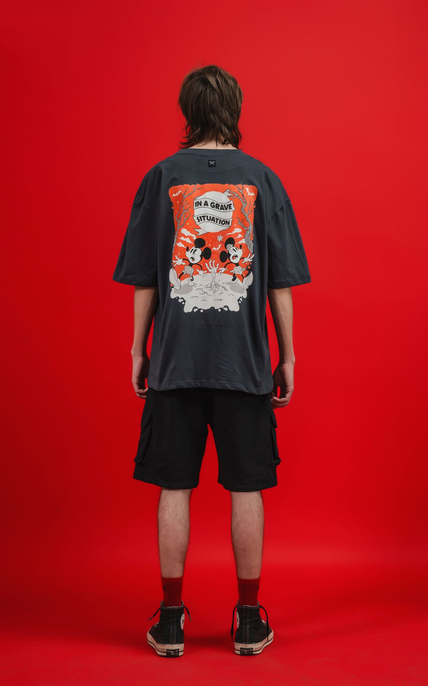Remera Disney Grave Situation [ Carbon]