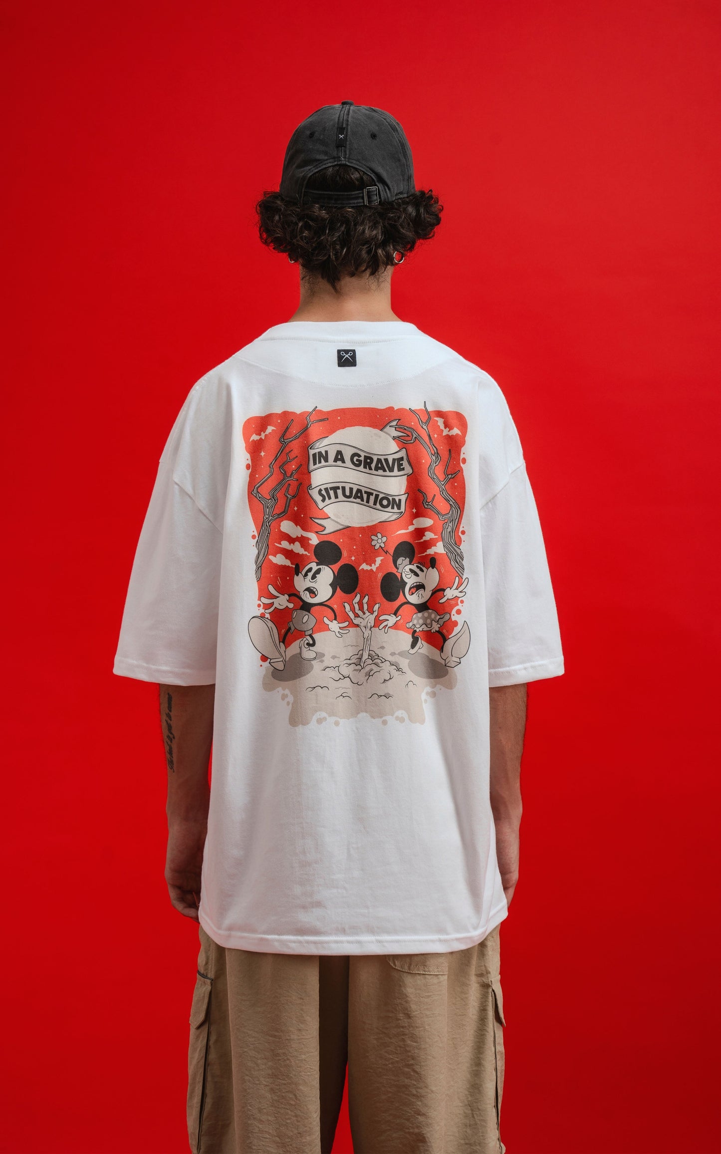 Remera Disney Grave Situation [ Blanco ]