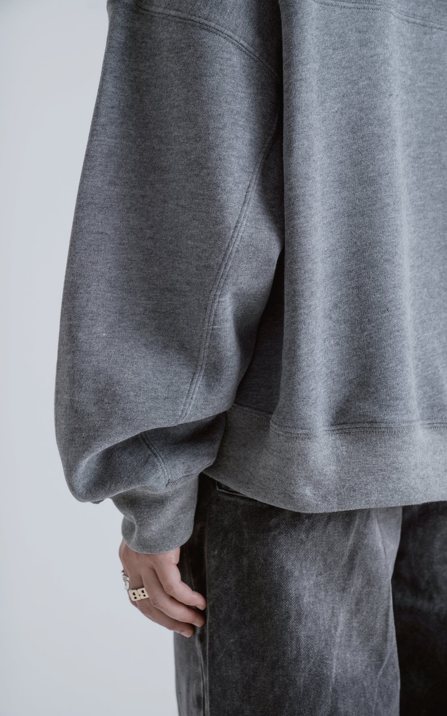 Buzo Layer [ Melange - Negro ]