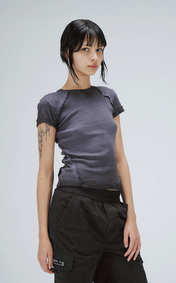 REMERA BABY TEE FUTURO [ VIOLETA ]