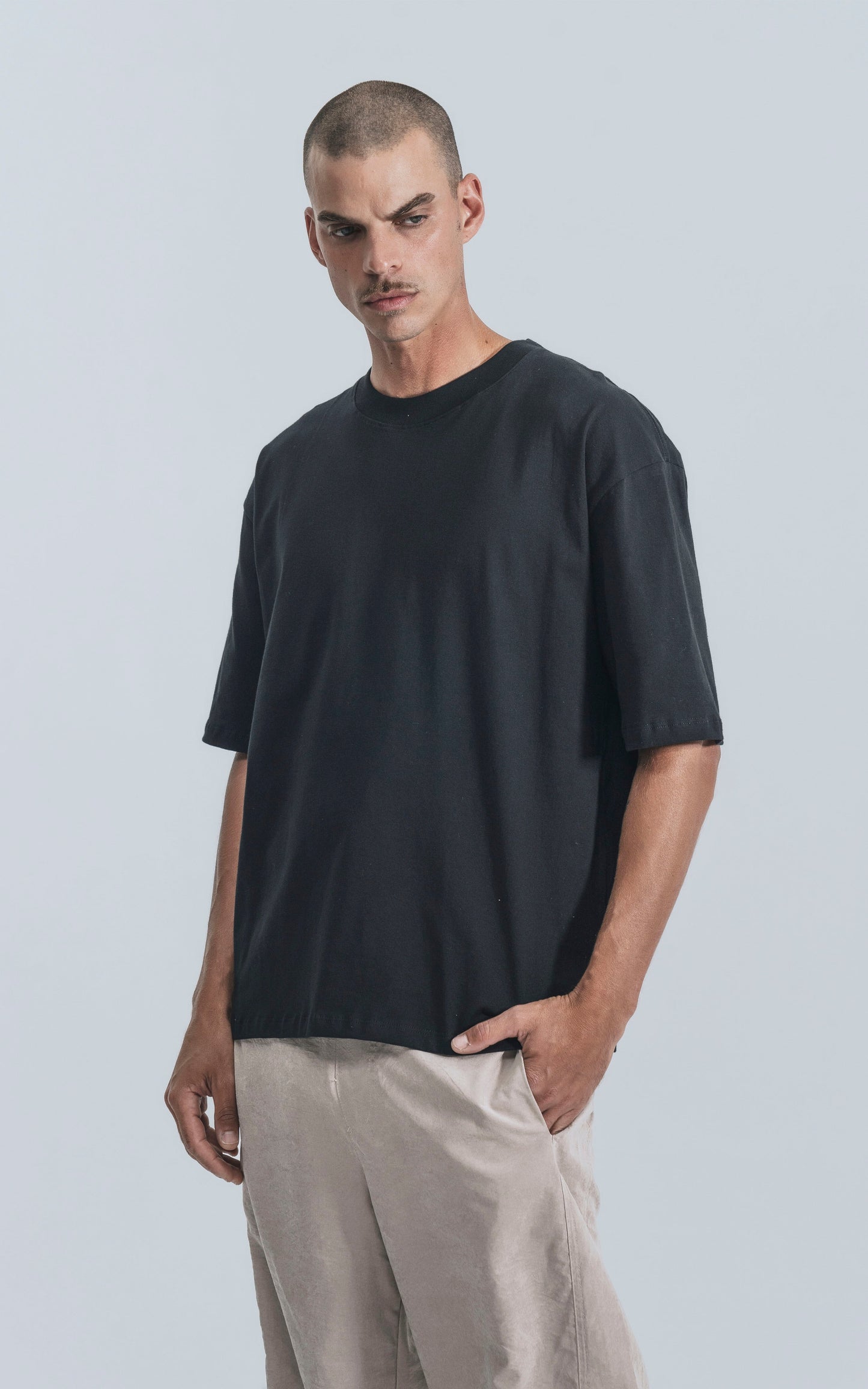 Remeron Mega Crop [ Negro ]