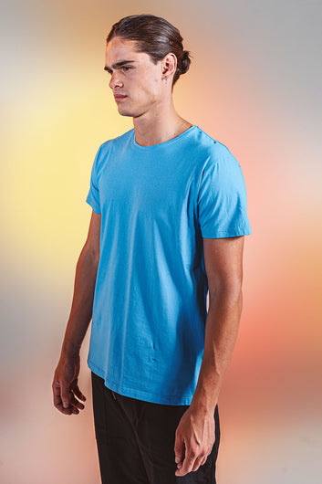 REMERA RELAX FIT PIMA 50.1 [ CELESTE ]