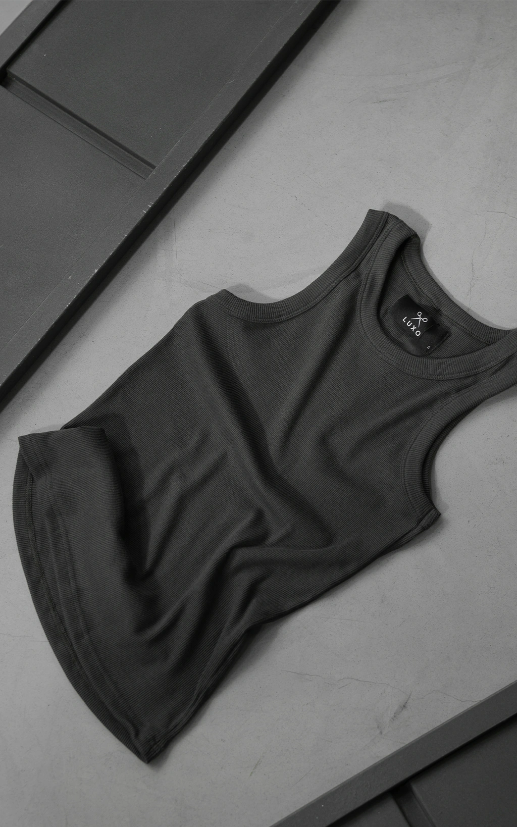 Musculosa Easy [ Carbón ]