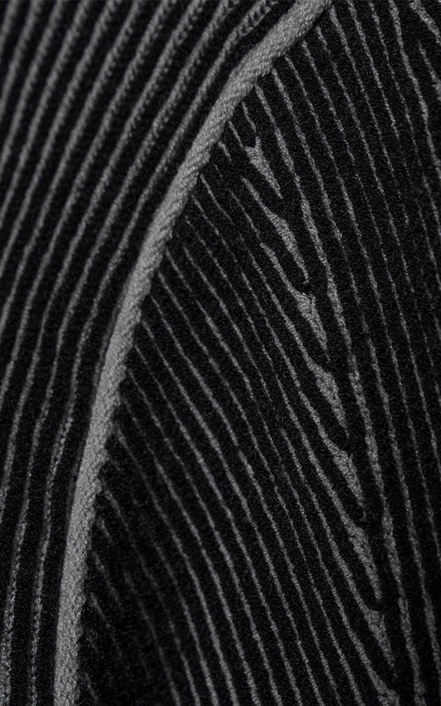 Sweater Shelter [ Negro ]