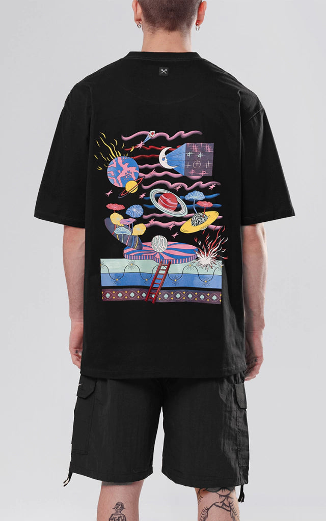 REMERA UNIVERSO [ NEGRO ]